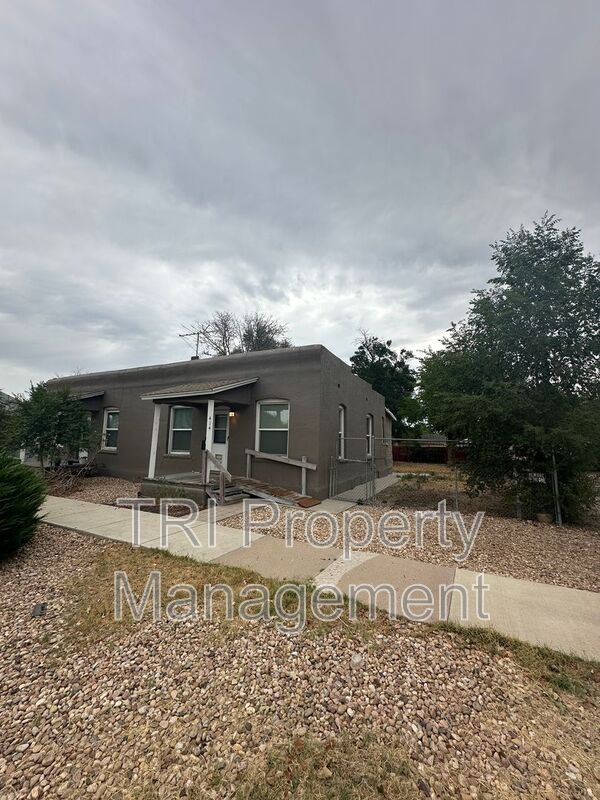 Greeley House: 414 13th Ave