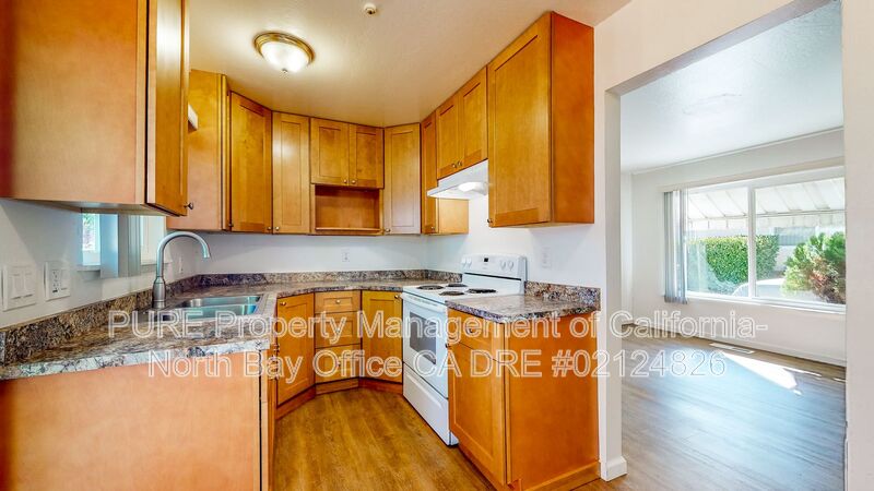 Santa Rosa House: 3929 Princeton Drive