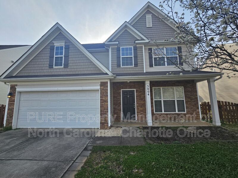 Indian Trail House: 5004 Centerview Dr