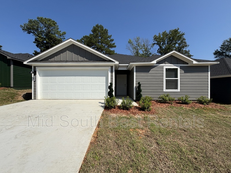 Little Rock House: 8408 Oxford Valley Dr