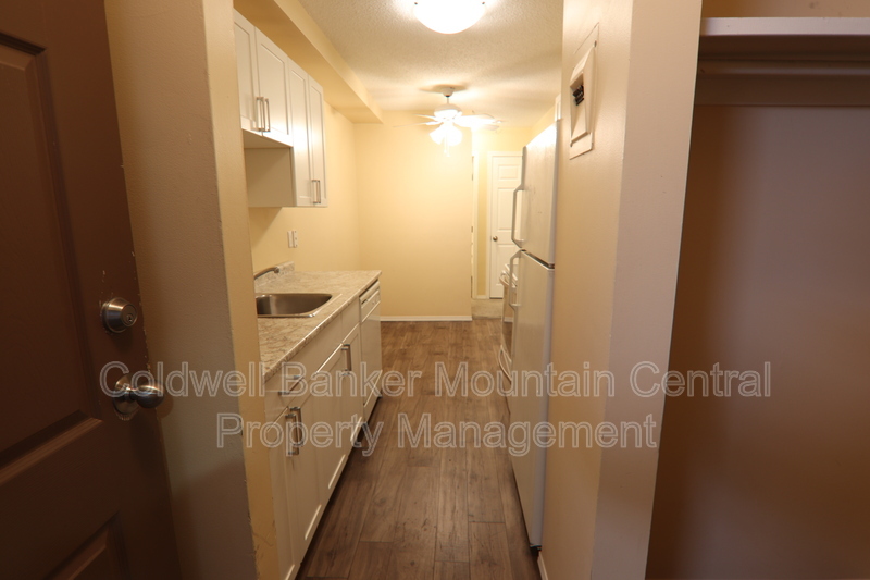 Edmonton Condo: 9120 106 Ave NW