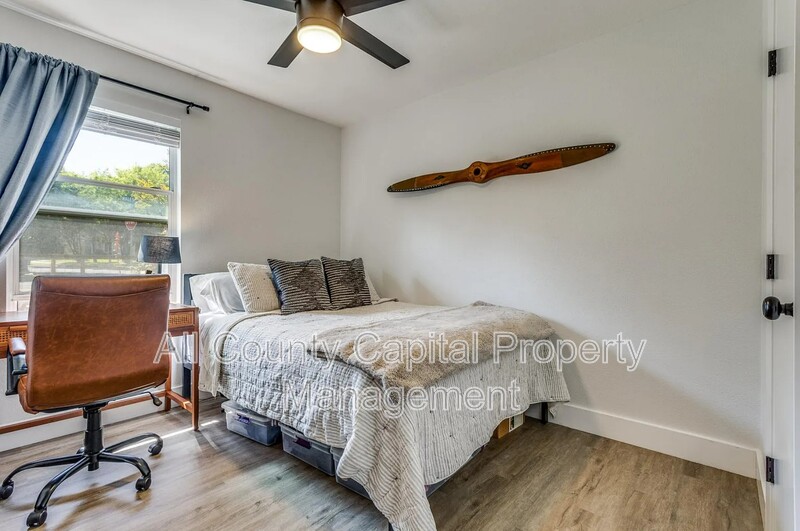 Main Rental Photo 12