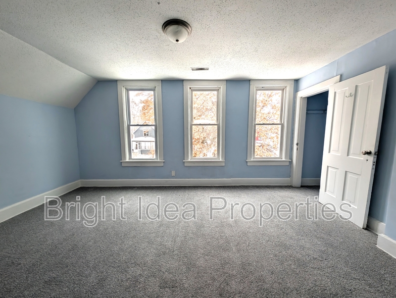 Saint Paul Condo: 538 Charles Avenue - 2