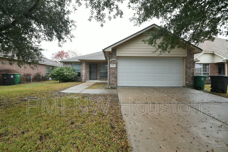 Houston House: 8611 Texas Acorn Ave