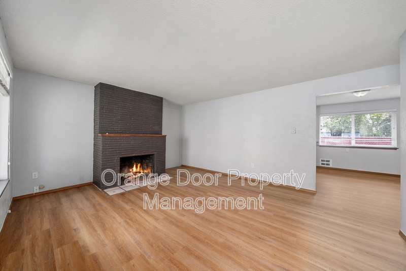 Tacoma Condo: 712 127th Street South