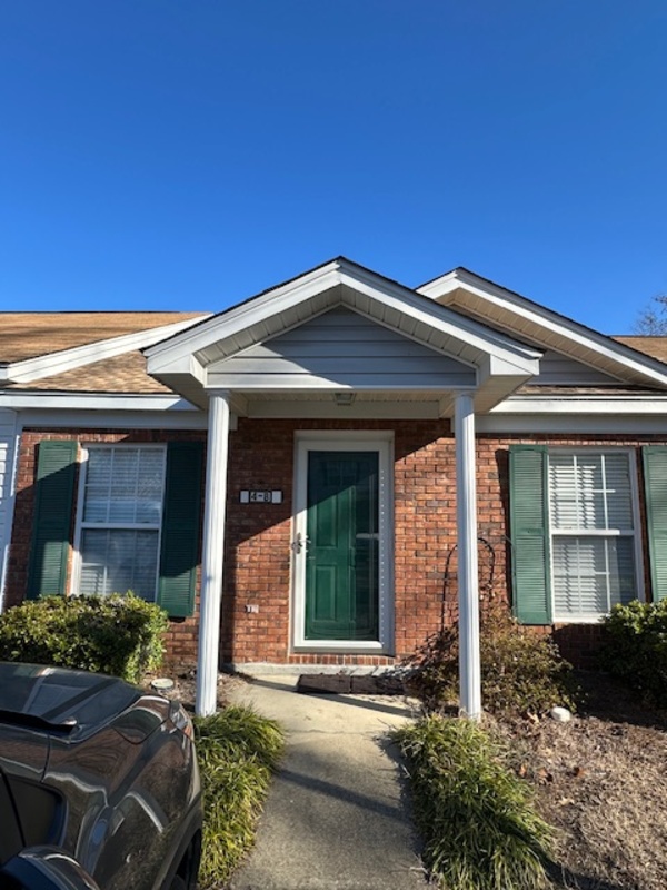 Lexington Condo: 2000 Water Oak Drive #4B - 1