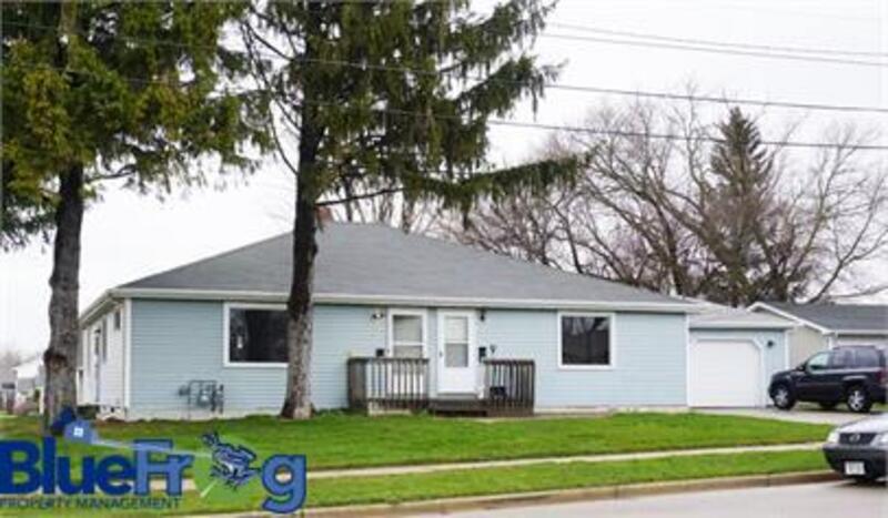 Kaukauna Condo: 701 Walter Street