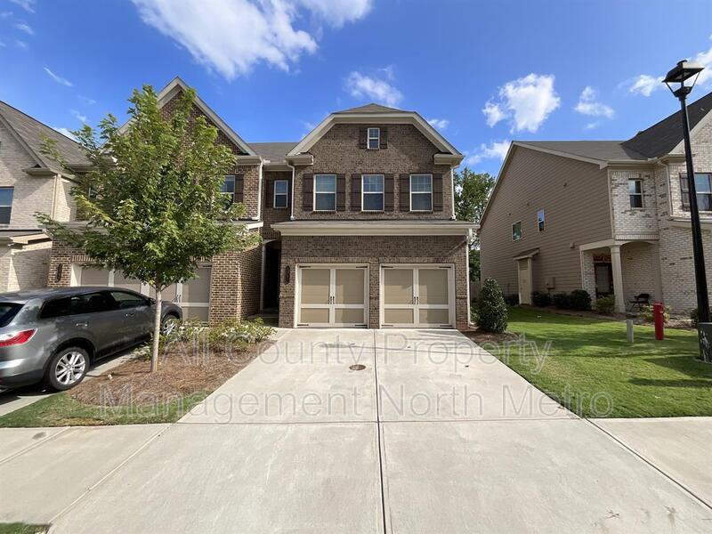 Request a Viewing for 1352 Endicott Ct. Tenant Turner