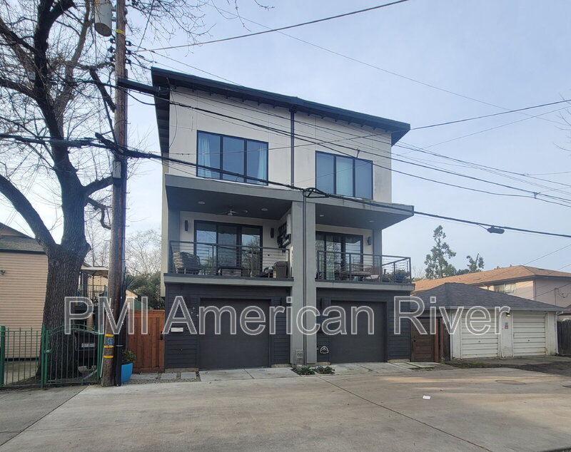 Sacramento House: 2340 River Cats Alley