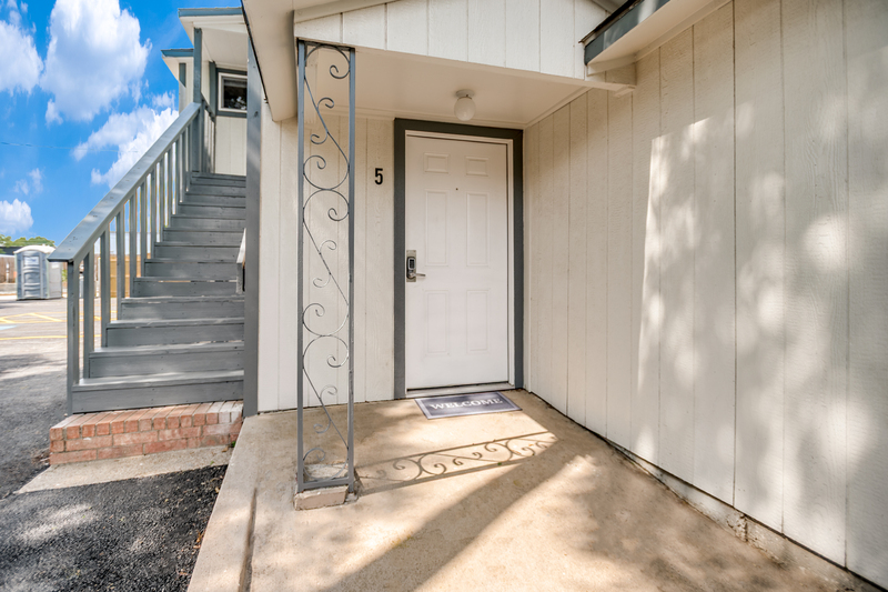 Arlington Condo: 905 West Abram Street - 5