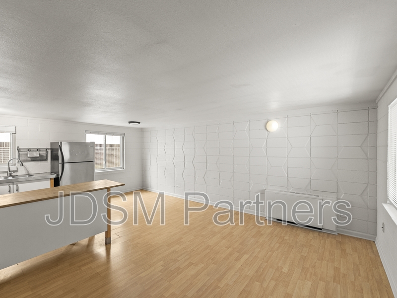 Denver Apartment: 2860 W 32nd Ave