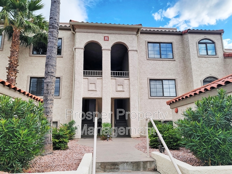Scottsdale Condo: 10080 E Mountainview Lake Dr