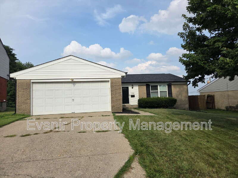 Cincinnati House: 11884 Hamden Drive