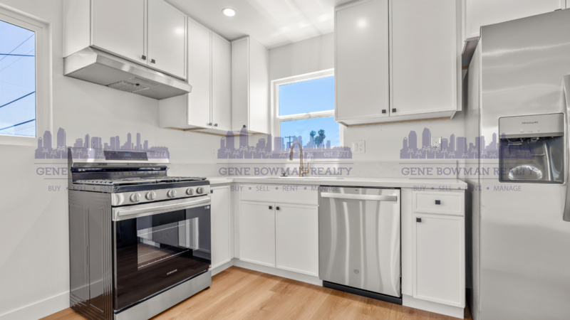 San Diego House: 5114 Constitution Road