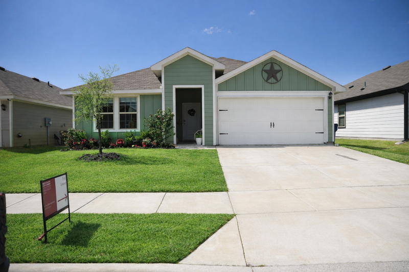 Princeton House: 6440 Water Rapids Dr