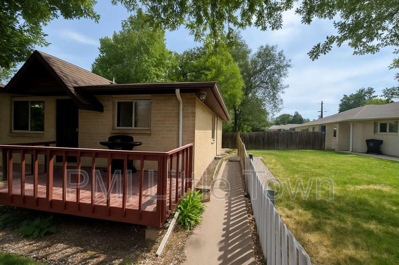 Littleton Condo: 5366 S Huron St