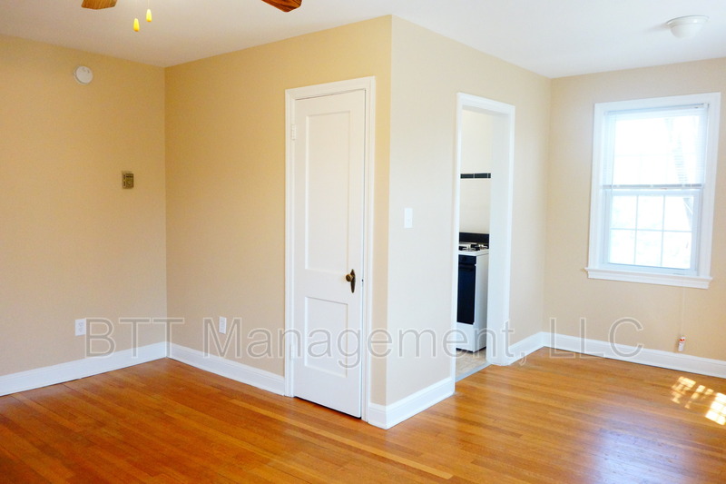 Takoma Park Condo: 816 Greenwood Circle