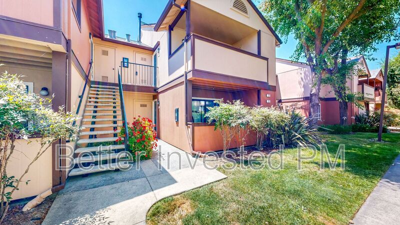 Rohnert Park Condo: 8201 Camino Colegio