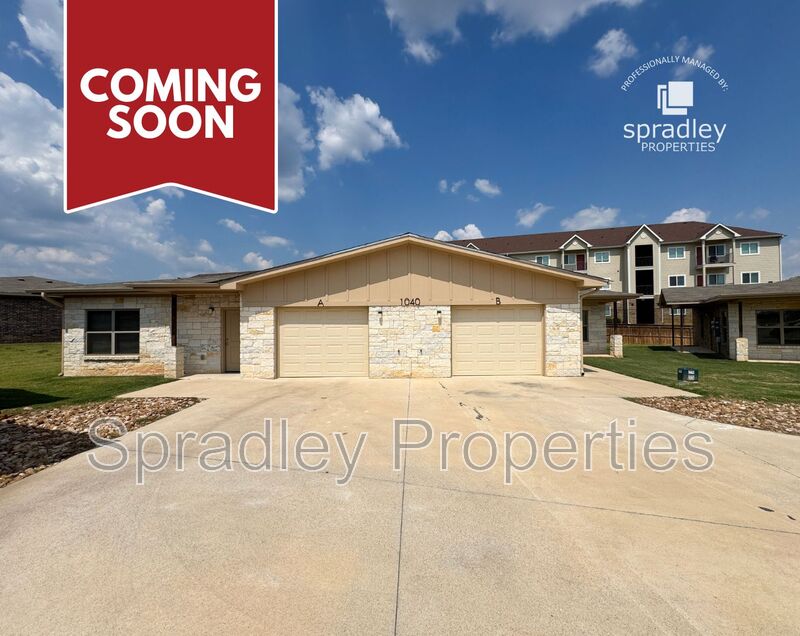 Belton Condo: 1007B Laurel Dr