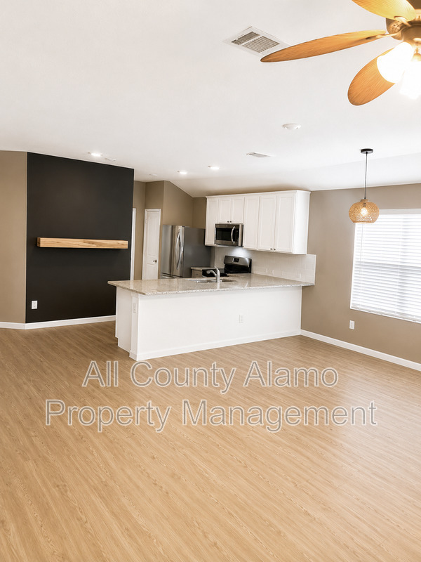 Main Rental Photo 5