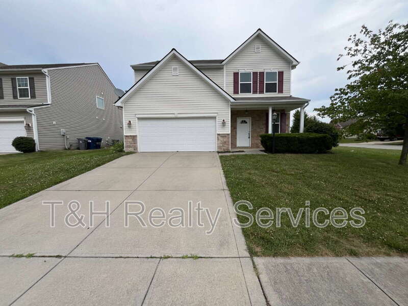 Noblesville House: 15156 High Timber Lane