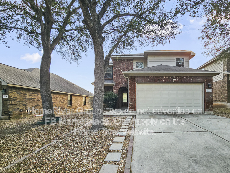 Cibolo House: 233 Rattlesnake Way