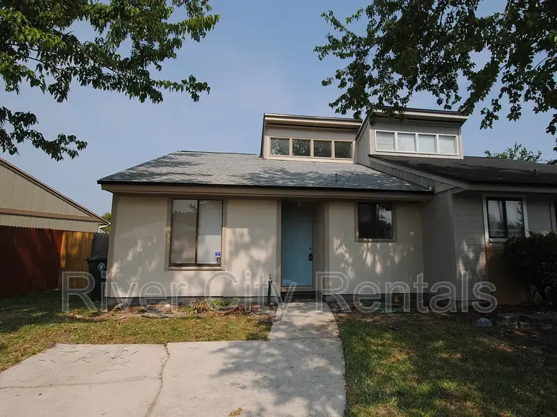 Jacksonville House: 2464 Seabury North Place