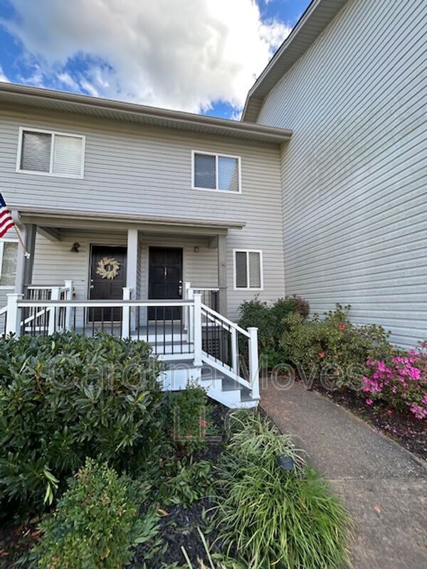 Taylors Condo: 805 Stallings Road