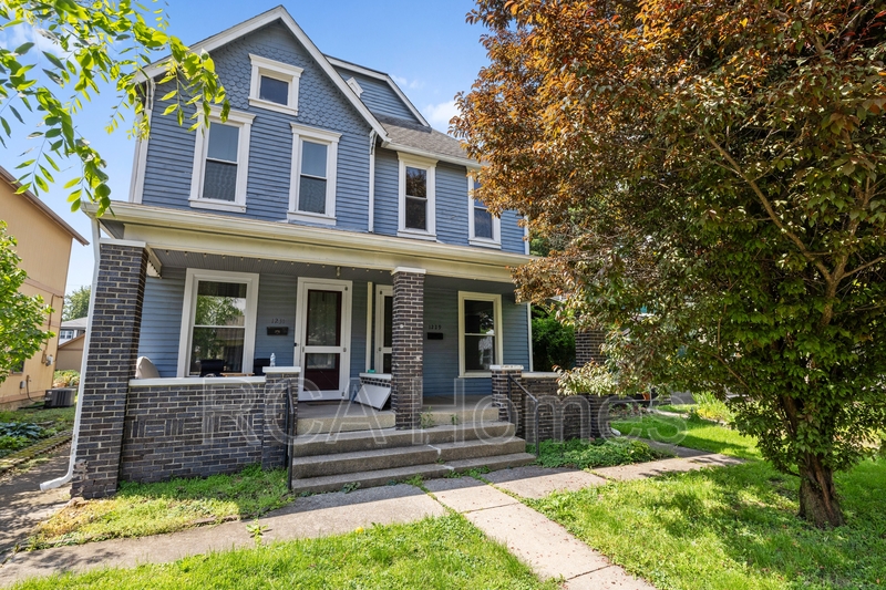 Indianapolis House: 1229 Pleasant