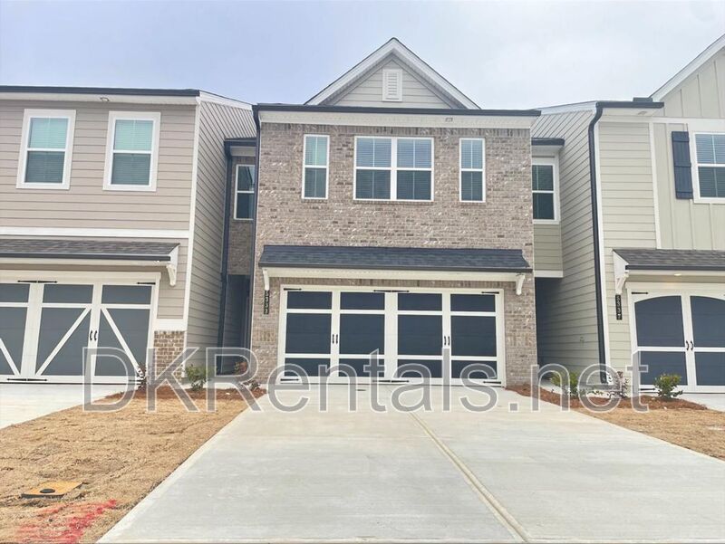 Flowery Branch House: 5333 Melbourne Lane