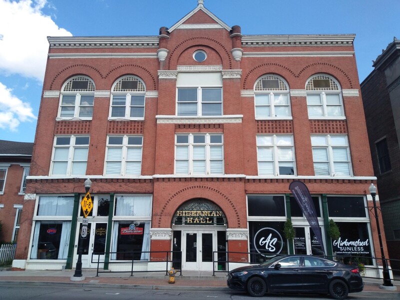 Davenport Condo: 421 Brady St. #11