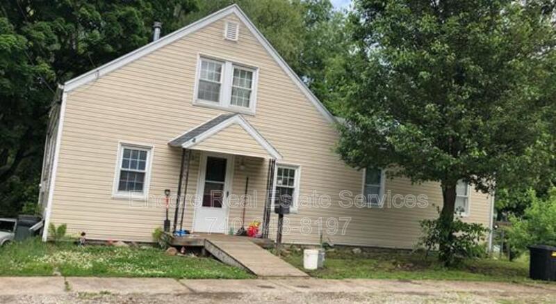 Newark House: 138 Orchard St