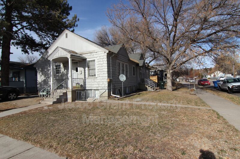 Pocatello House: 1110 E Lewis St