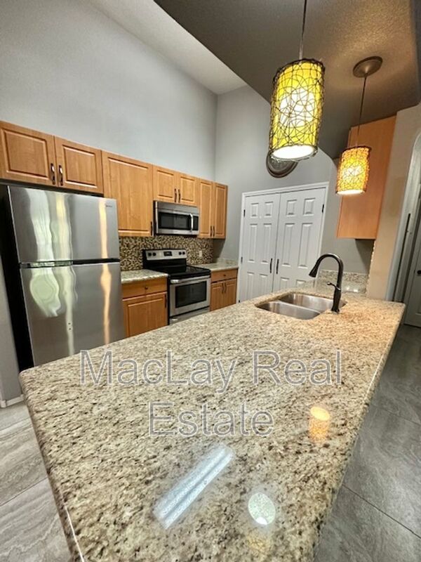 Mesa House: 10136 E Southern Ave