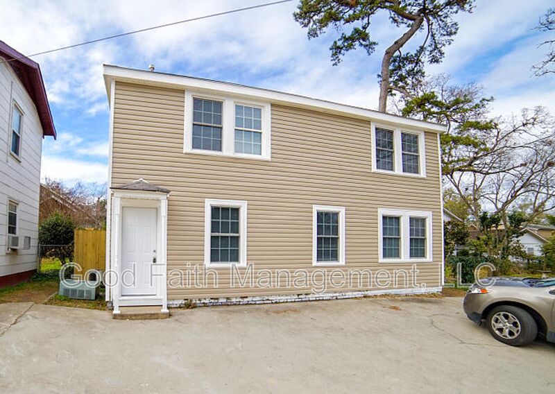 Augusta Condo: 1007 Hogan Street