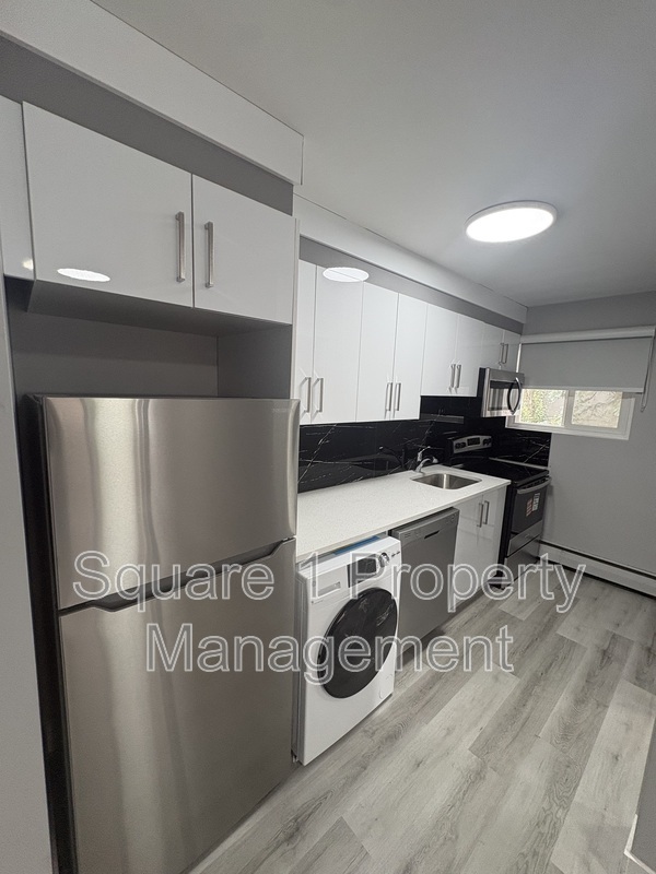 Edmonton Condo: 9813 104 Street