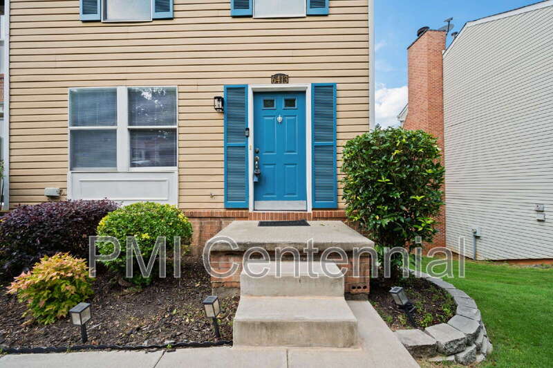 Tucker Townhome: 6413 Wedgewood Trce
