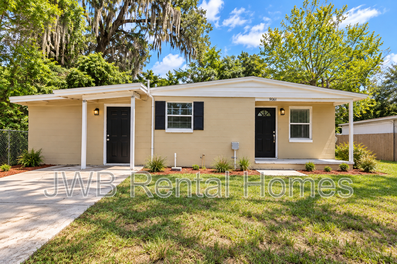 Jacksonville House: 9061 10th Ave