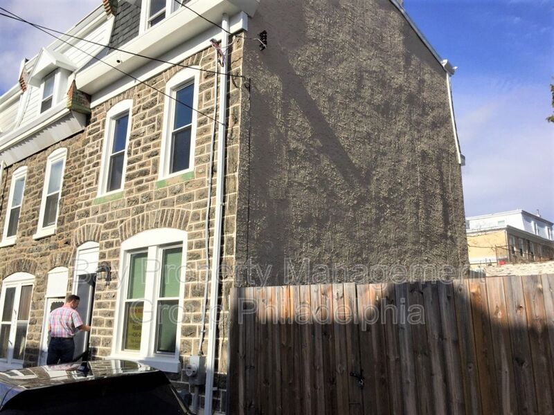 Philadelphia House: 230 Wendover St