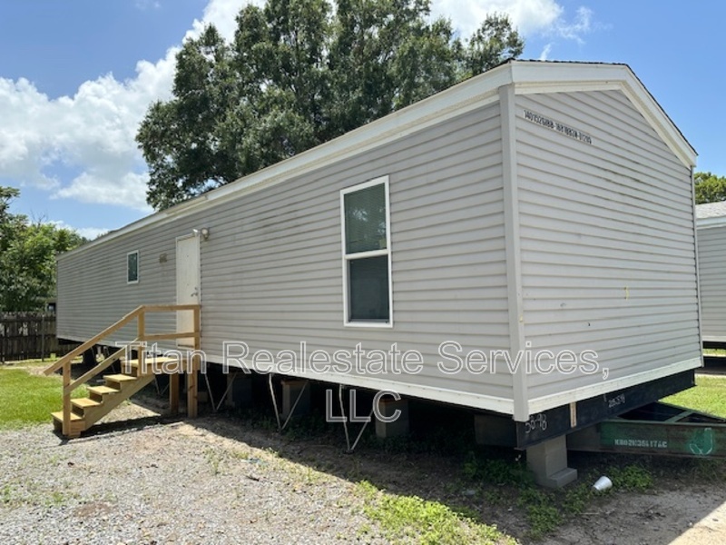 Jennings House: 1835 South Lake Arthur