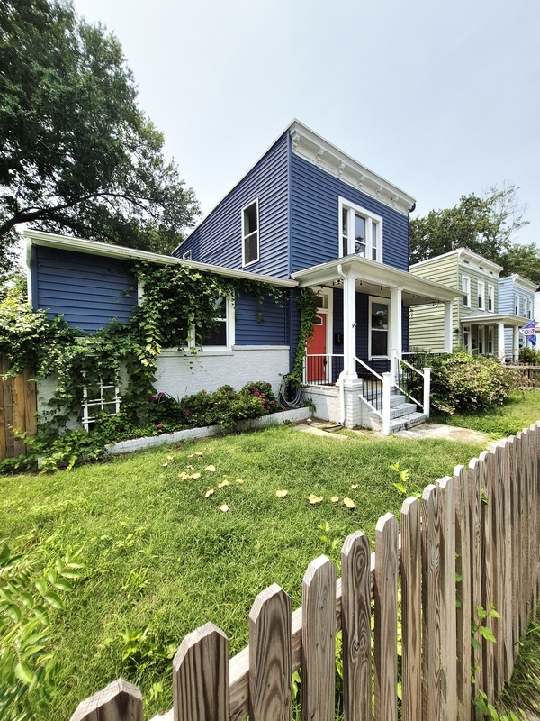 Richmond House: 711 Arnold Avenue