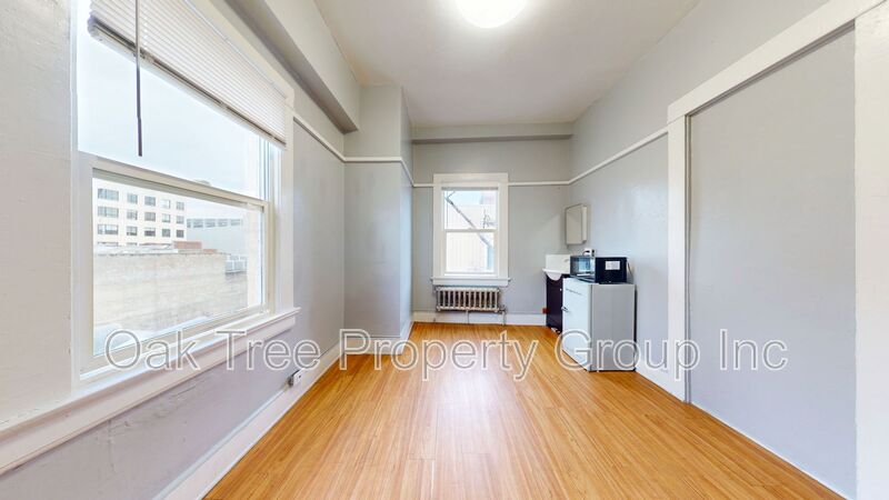 Berkeley House: 2008 Shattuck Avenue