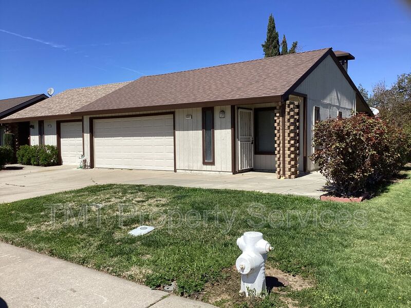 Sacramento Condo: 7847 Orchard Woods Cir