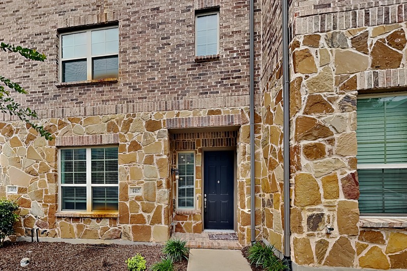 Carrollton Condo: 4417 Benton Ln