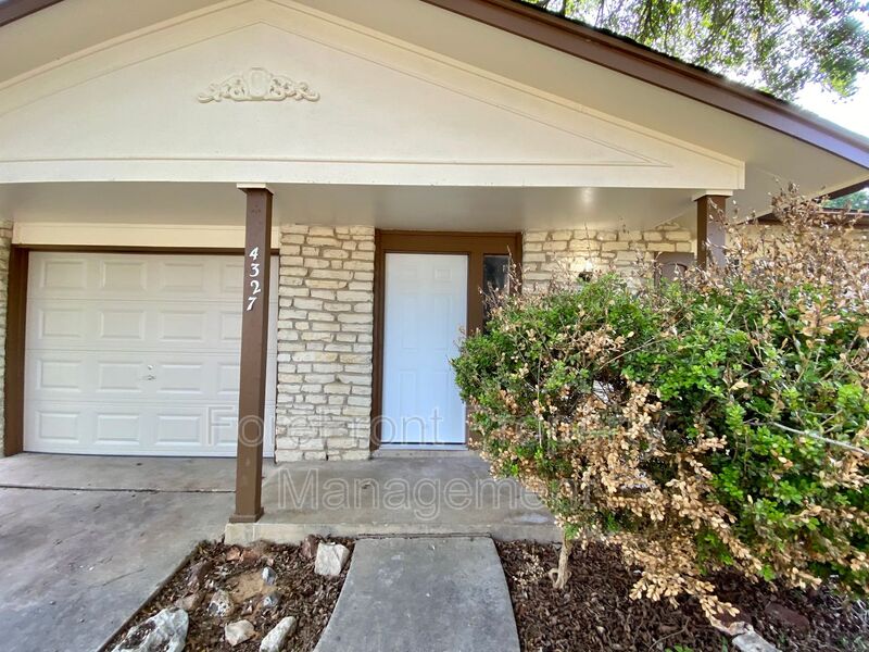 4327 Avenida Prima St San Antonio TX 78233-6824 - Photo 4
