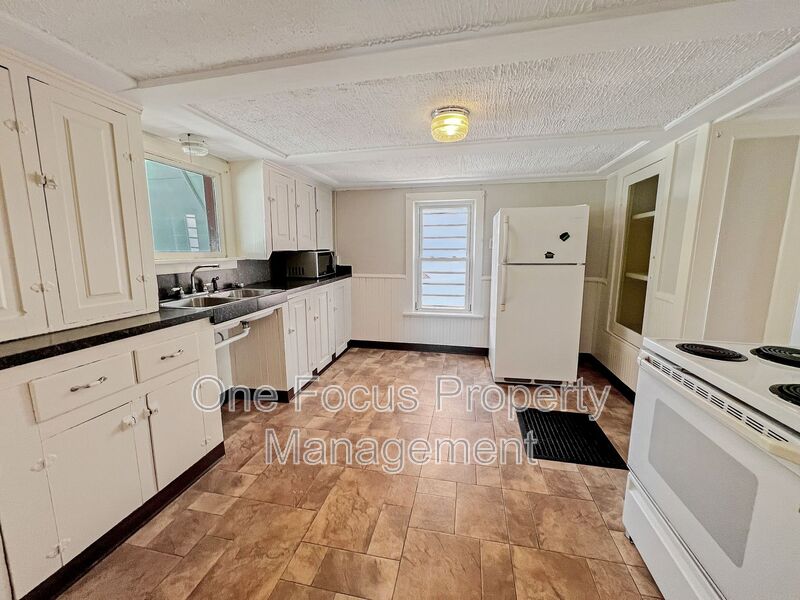 Williamsport House: 665 Allen Street