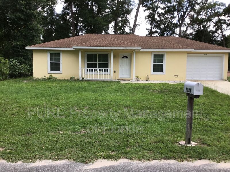 Belleview House: 7128 SE 124 Lane