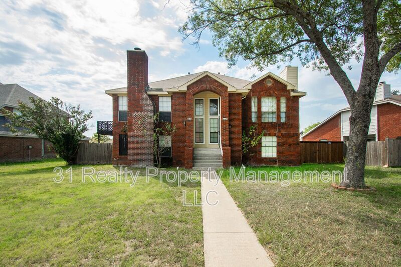 DeSoto House: 436 Chestnut Lane