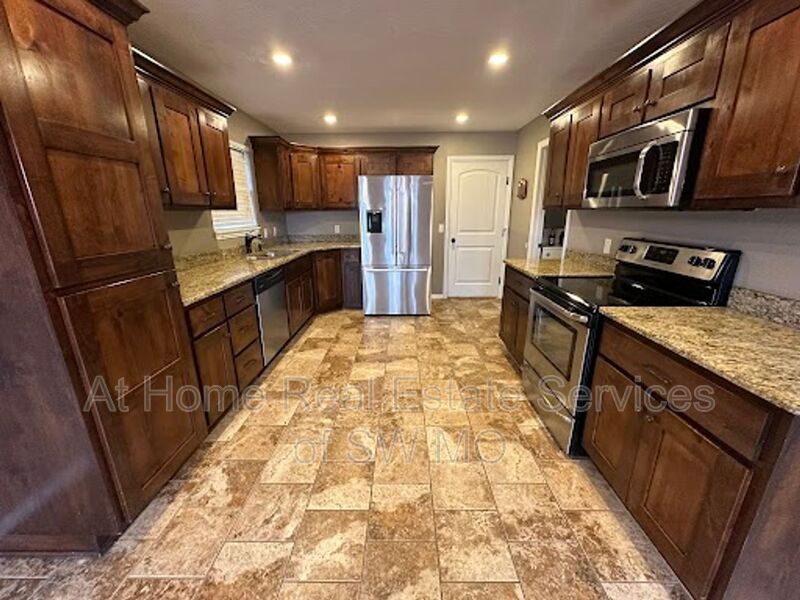 Republic House: 3204 E Bradford Street