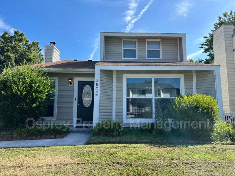 Welcome to this beautifully updated 3 bedroom, 2 bathroom ¨ASK ABOUT OUR ZERO DEPOSIT¨ - Photo 1